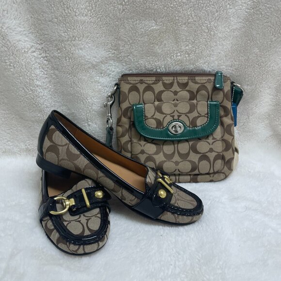 Women's Sz 8.5 B Coach Elkie Slip-on Loafers w/Logo Pattern F2070/H10 - Picture 9 of 9